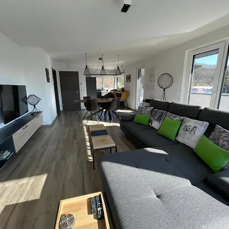 Penthouse Lebierre Guest house *